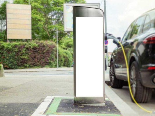 Elektrikli Araba Kaç Saatte Şarj Olur